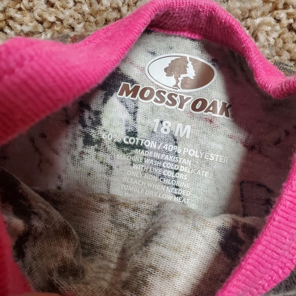 Mossy Oak Pink Camo Hunting Short Sleeve Baby One Piece 18M - Picture 3 of 5
